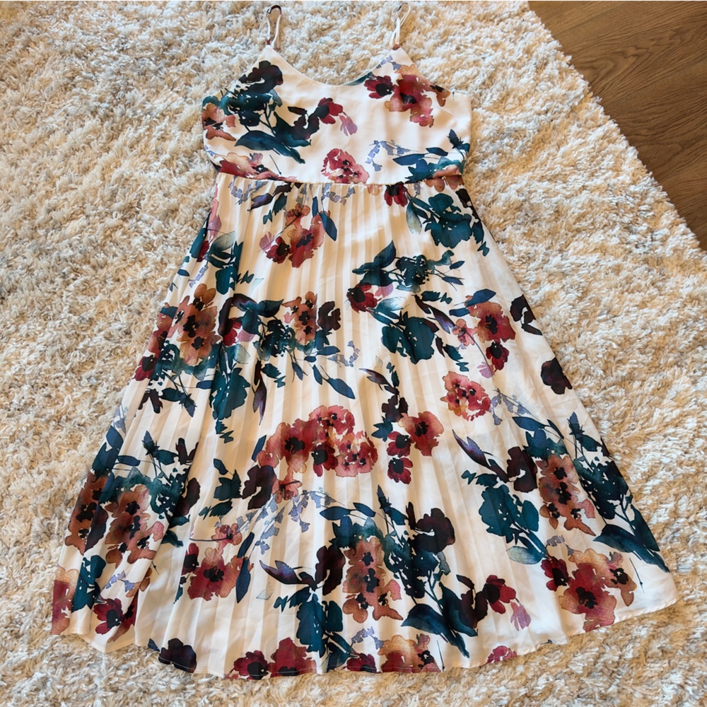 A New Day XL spaghetti strap dress with pleats